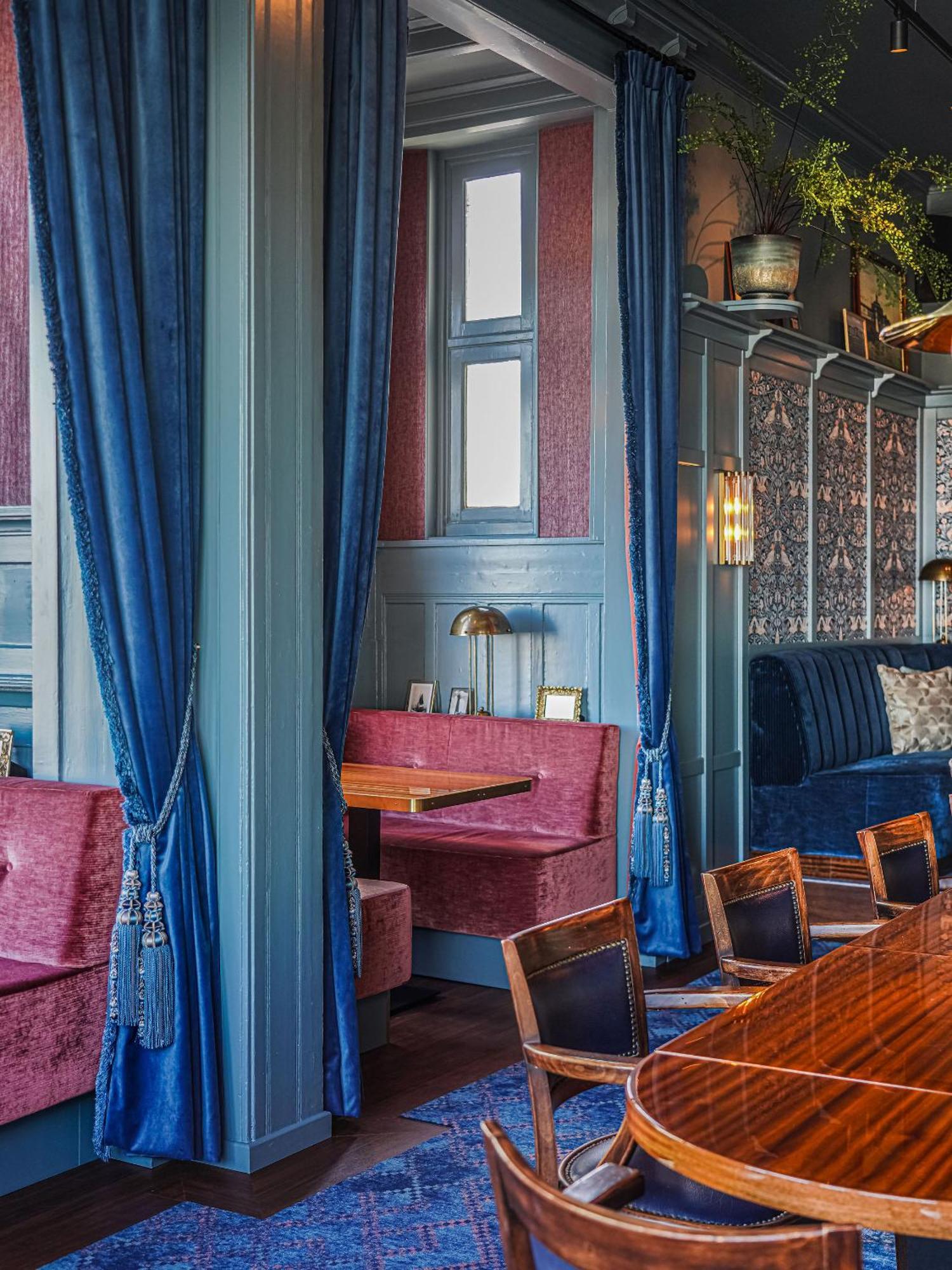 Boulevard Scheveningen Hotel 3*