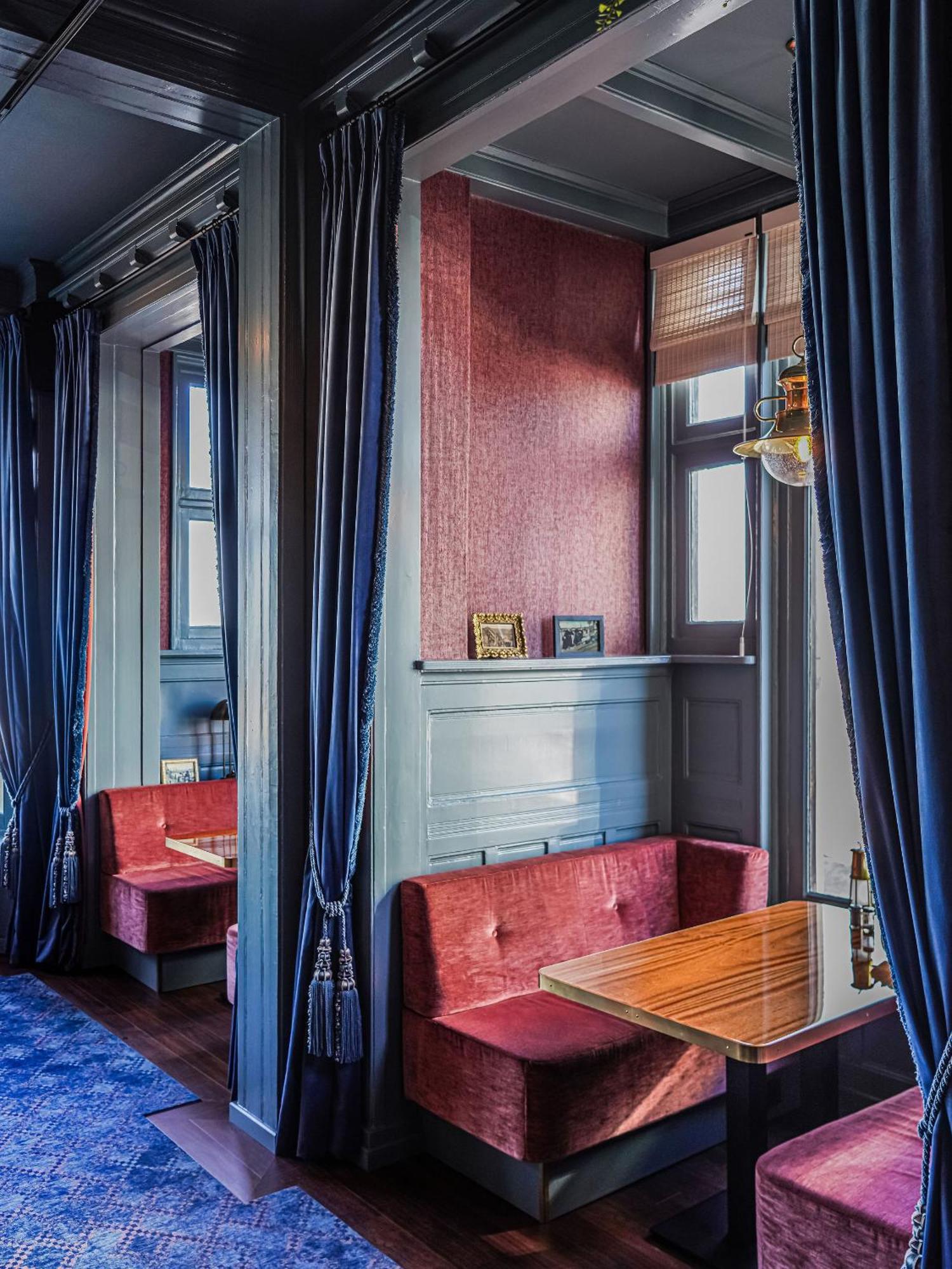 Boulevard Scheveningen Hotel 3*